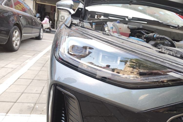 Used Chery Fengyun A8L 2025 1.5 TGDI 145 km Luxury Version Right Front Headlight