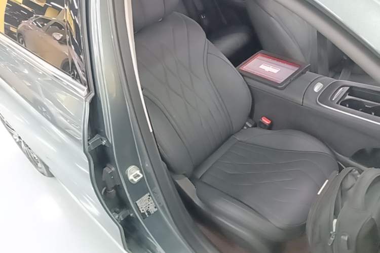 Used Chery Fengyun A8L 2025 1.5 TGDI 145 km Comfort Version Right Front Seat