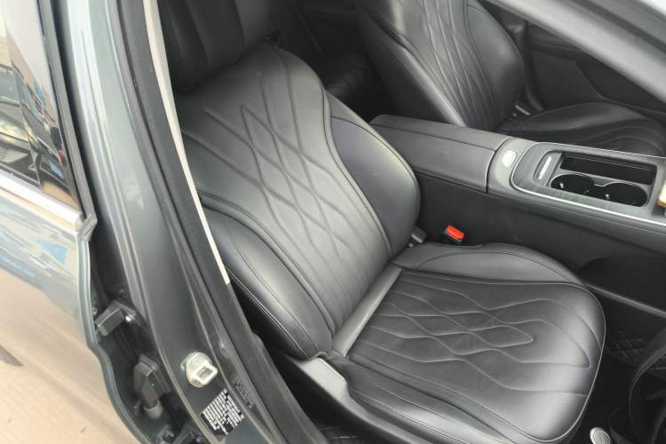 Used Chery Fengyun A8L 2025 1.5 TGDI 145 km Comfort Version Right Front Seat