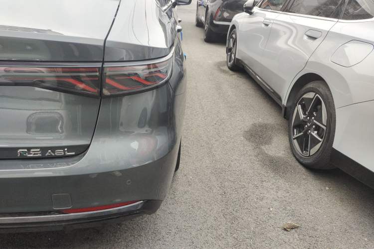 Used Chery Fengyun A8L 2025 1.5 TGDI 145 km Luxury Version Right Rear Taillight