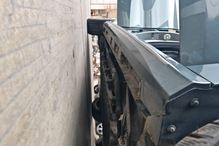 Used Chery Fengyun A8L 2025 1.5 TGDI 145 km Luxury Version Right Side Sill