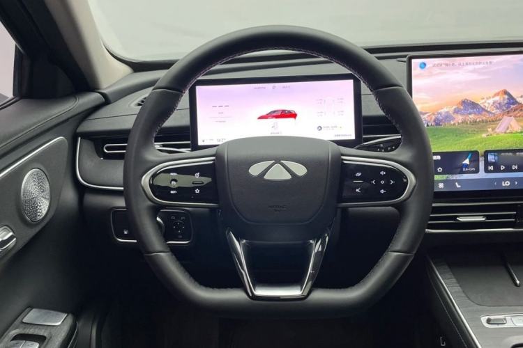 Used Chery Fengyun A8L 2025 1.5 TGDI 145 km Comfort Version Steering Wheel