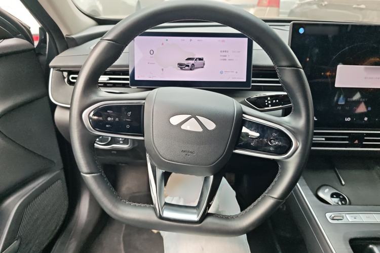 Used Chery Fengyun A8L 2025 1.5 TGDI 145 km Luxury Version Steering Wheel