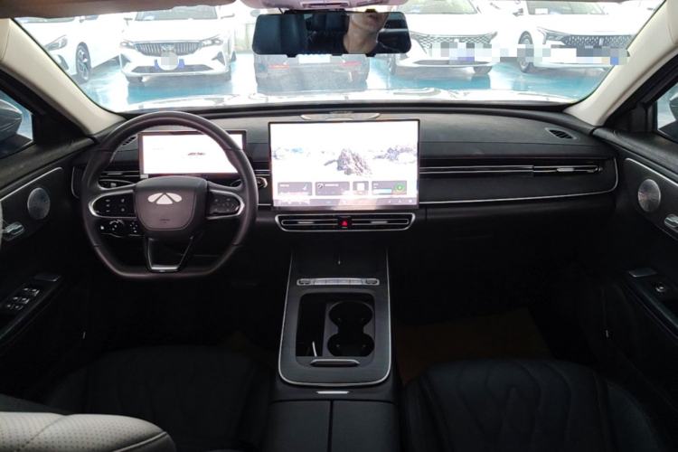 Used Chery Fengyun A8L 2025 1.5 TGDI 145 km Comfort Version Center Console