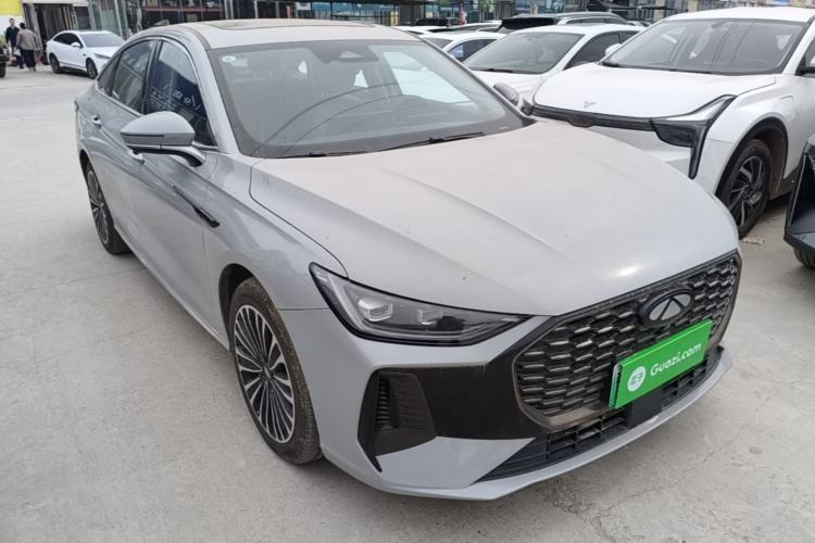 Used Chery Fengyun A8L 2025 1.5 TGDI 145 km Luxury Version Exterior 1