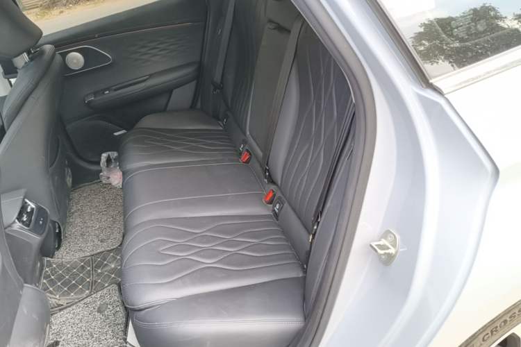 Used Chery Fengyun A8L 2025 1.5 TGDI 145 km Luxury Version Left Rear Seat