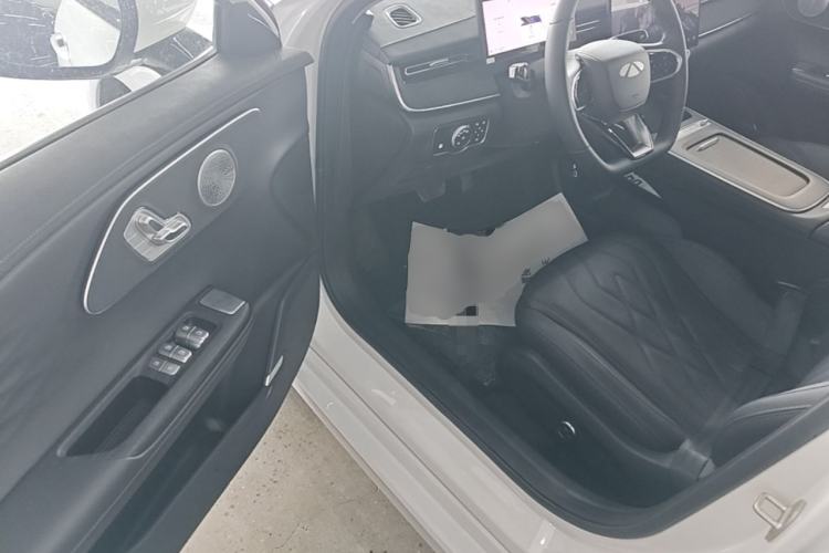 Used Chery Fengyun A8L 2025 1.5 TGDI 145 km Luxury Version Driver Seat