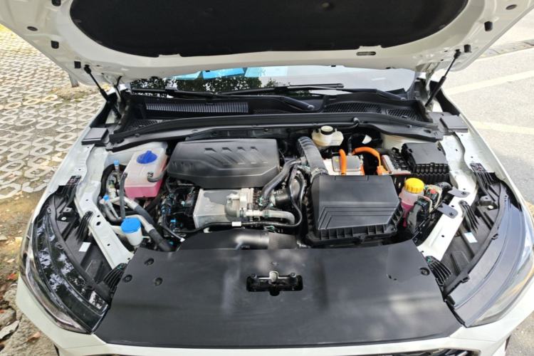 Used Chery Fengyun A8L 2025 1.5 TGDI 145 km Luxury Version Engine Bay