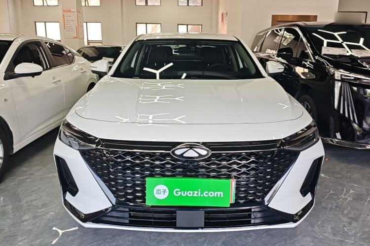 Used Chery Fengyun A8L 2025 1.5L 70km Standard Version Front