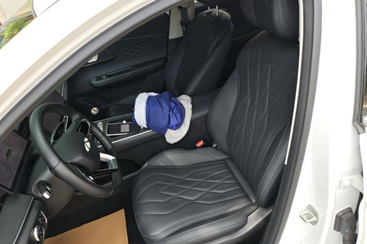 Used Chery Fengyun A8L 2025 1.5 TGDI 145 km Luxury Version Left Front Seat