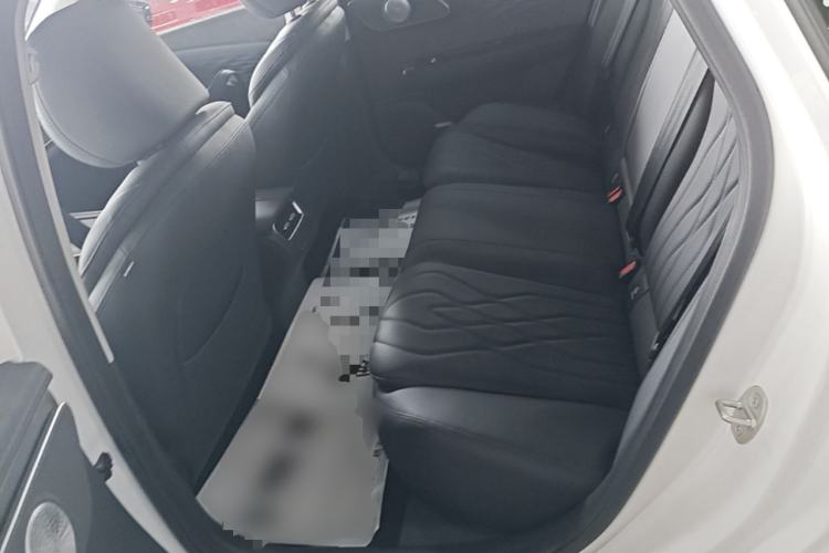 Used Chery Fengyun A8L 2025 1.5 TGDI 145 km Luxury Version Left Rear Seat