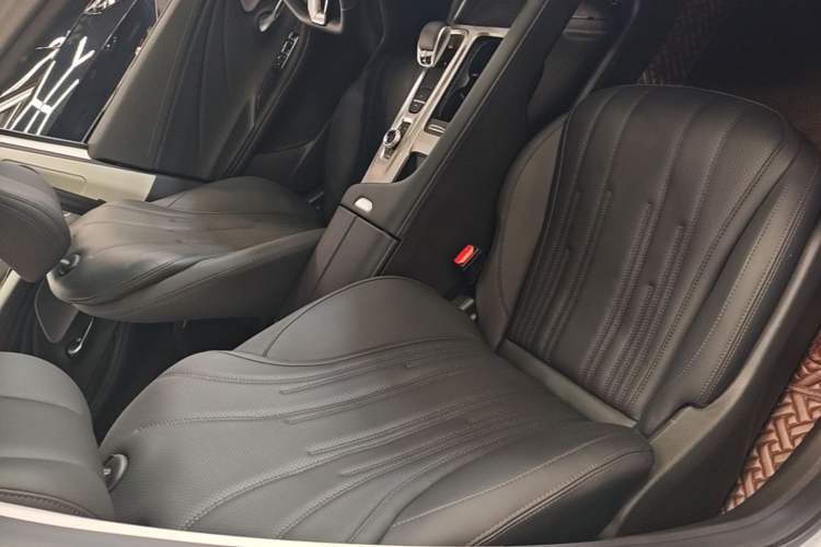 Used Chery Fengyun A8L 2025 1.5L 70km Standard Version Right Front Seat