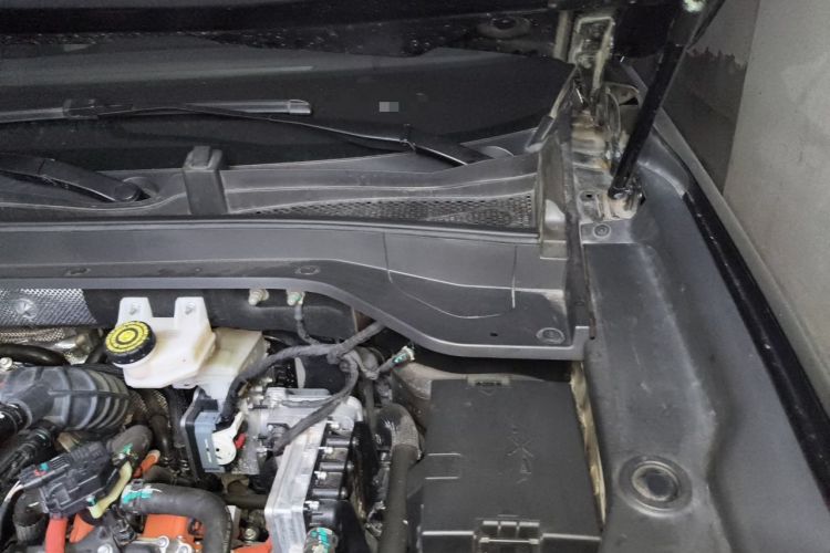 Used Chery Fengyun T10 2024 210 Luxury Edition Engine Bay Left
