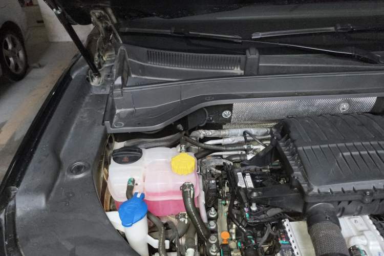 Used Chery Fengyun T10 2024 210 Luxury Edition Engine Bay Right