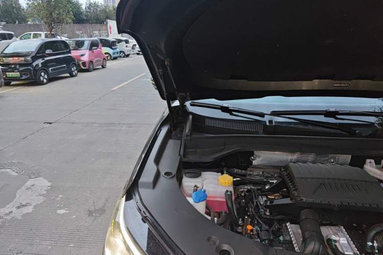 Used Chery Fengyun T10 2024 210 Luxury Edition Engine Bay Right