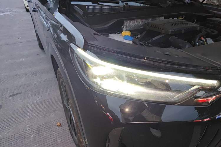 Used Chery Fengyun T10 2024 210 Luxury Edition Right Front Headlight
