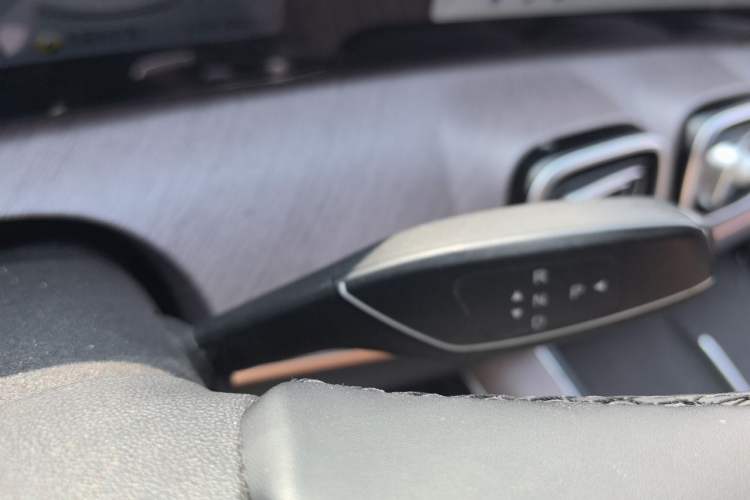 Used Chery Fengyun T10 2024 210 Luxury Edition Gear Lever