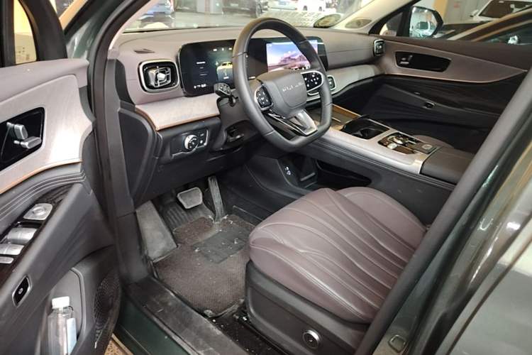 Used Chery Fengyun T10 2024 210 Luxury Edition Driver Seat