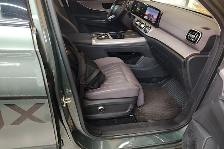 Used Chery Fengyun T10 2024 210 Luxury Edition Right Front Seat