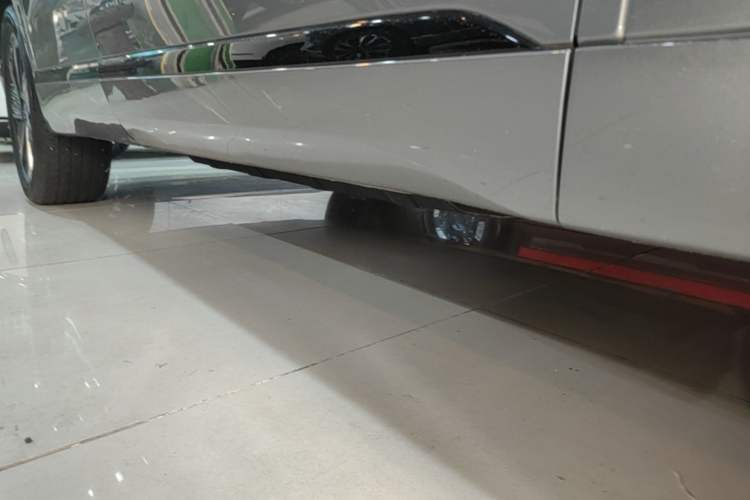 Used Chery Fengyun T10 2024 210 Luxury Edition Right Side Sill