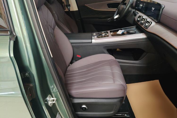 Used Chery Fengyun T10 2024 210 Luxury Edition Right Front Seat