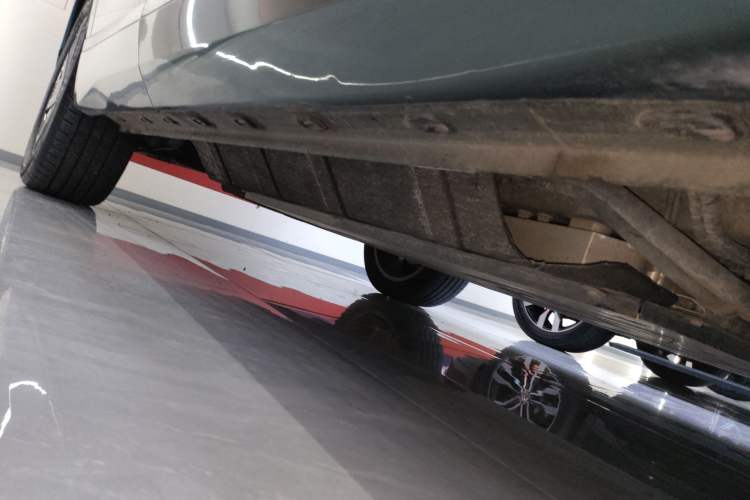 Used Chery Fengyun T10 2024 210 Luxury Edition Right Side Sill