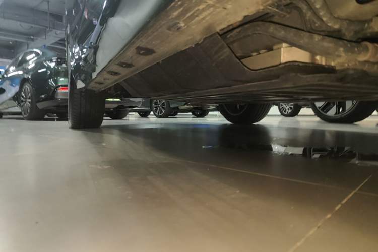 Used Chery Fengyun T10 2024 210 Luxury Edition Right Side Sill
