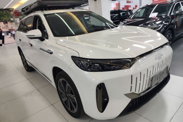 Used Chery Fengyun T10 2024 210 Luxury Edition Front Right 45 Deg