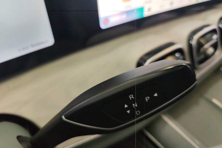 Used Chery Fengyun T10 2024 210 Luxury Edition Gear Lever