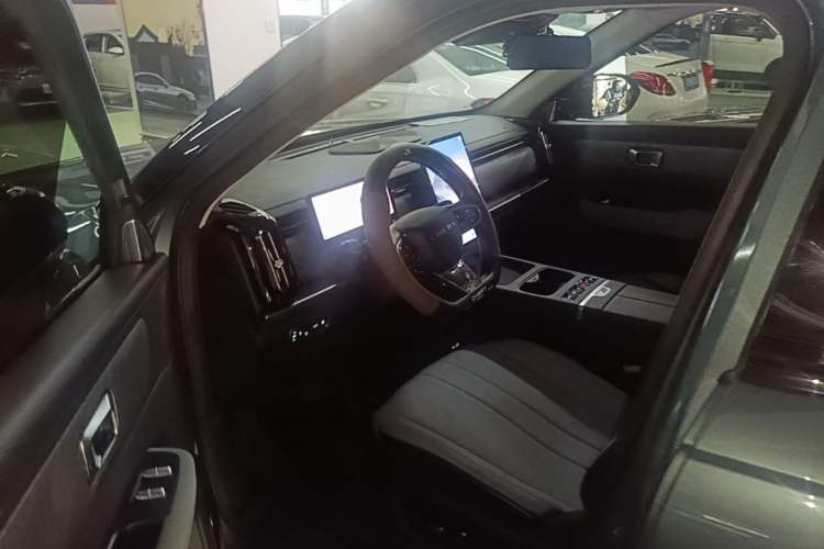 Used Chery Fengyun T6 2024 MAX Edition Driver Seat