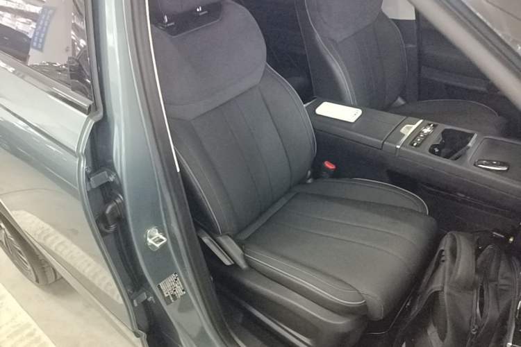 Used Chery Fengyun T6 2024 PRO Edition Right Front Seat