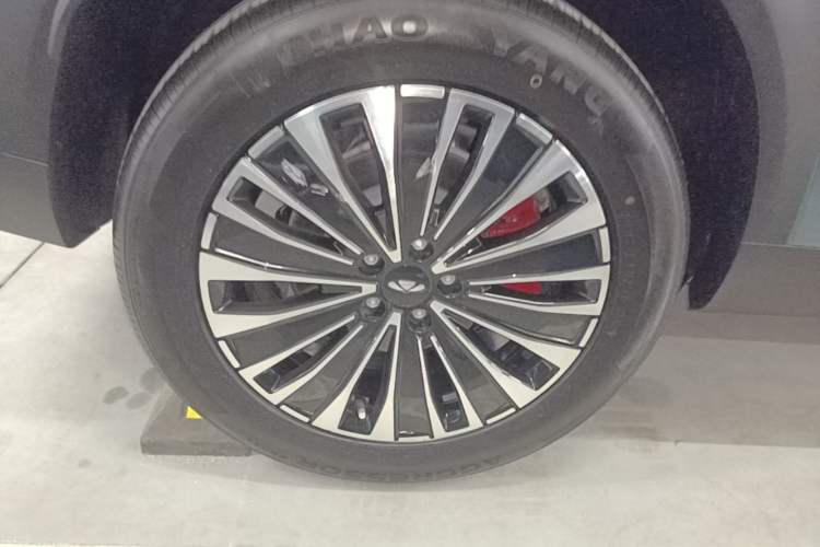 Used Chery Fengyun T6 2024 PRO Edition Right Rear Wheel Hub