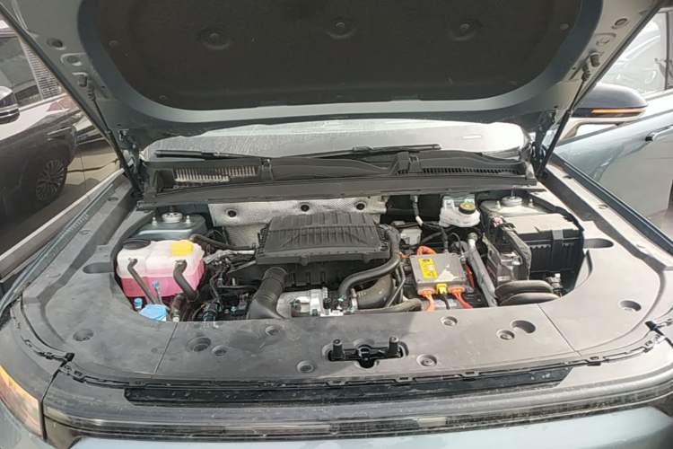 Used Chery Fengyun T6 2024 PRO Edition Engine Bay