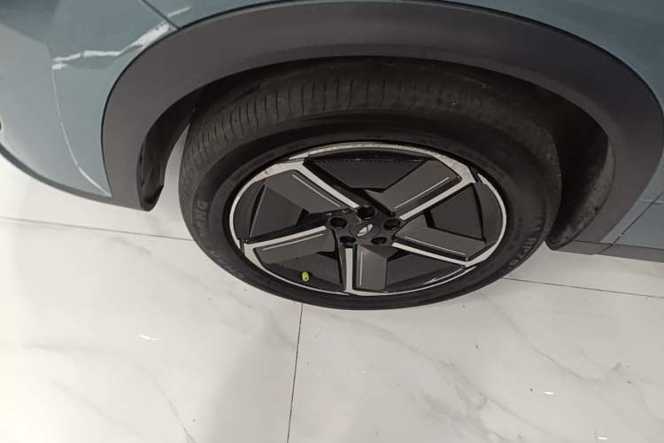 Used Chery Fengyun T6 2024 MAX Edition Left Front Wheel Hub