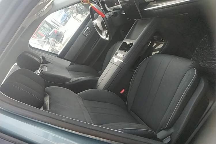 Used Chery Fengyun T6 2024 PRO Edition Right Front Seat