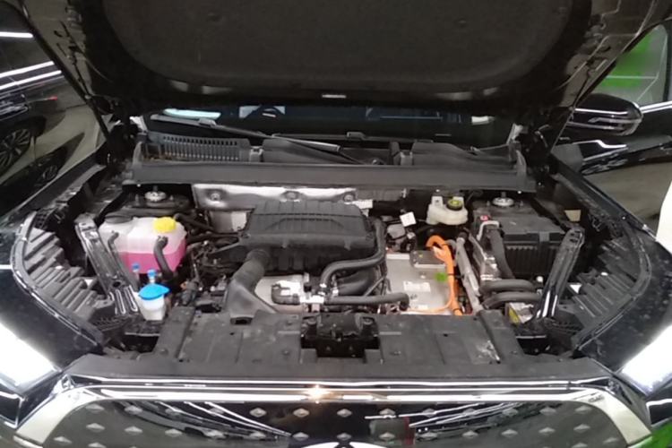 Used Chery Fengyun T8 2025 1.5T 130 km Luxury Edition 5-Seater Engine Bay