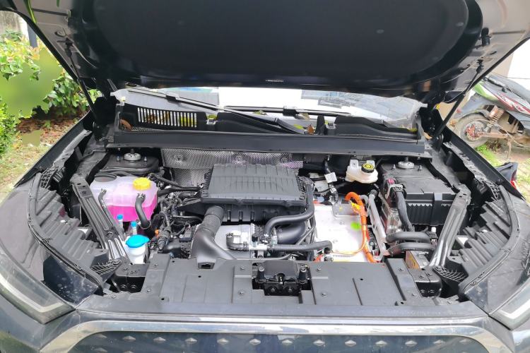 Used Chery Fengyun T8 2025 1.5T 130 km Luxury Edition 5-Seater Engine Bay