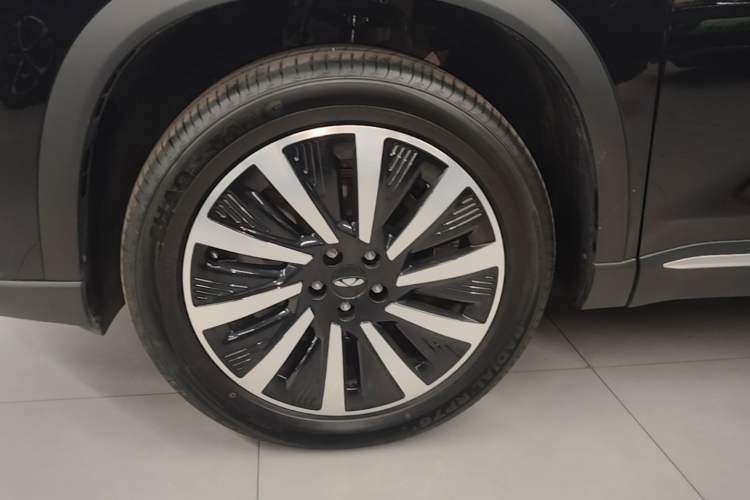 Used Chery Fengyun T8 2025 1.5T 130 km Comfort Edition 5-Seater Exterior 4
