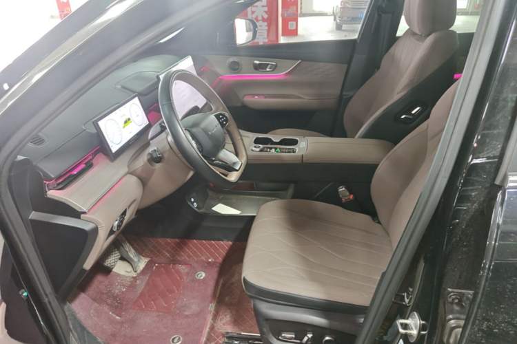 Used Chery Fengyun T8 2025 1.5T 130km Deluxe Version 5 Seats Left Front Seat