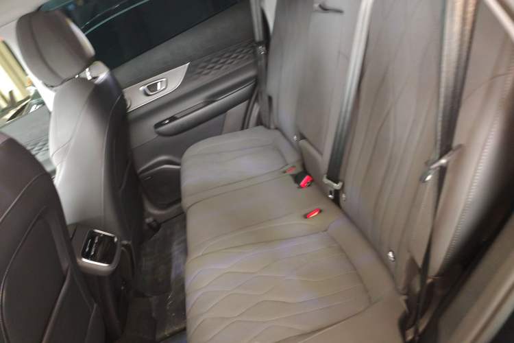 Used Chery Fengyun T8 2025 1.5T 130 km Comfort Edition 5-Seater Left Rear Seat