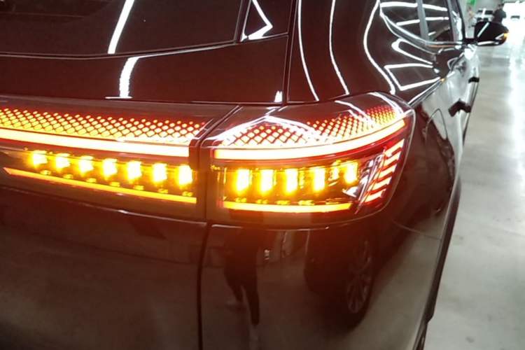 Used Chery Fengyun T8 2025 1.5T 130 km Luxury Edition 5-Seater Right Rear Taillight