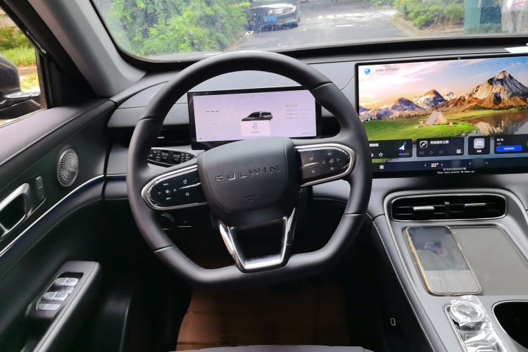 Used Chery Fengyun T8 2025 1.5T 130 km Luxury Edition 5-Seater Steering Wheel