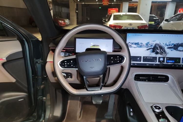 Used Chery Fengyun T8 2025 1.5T 130km Deluxe Version 5 Seats Steering Wheel
