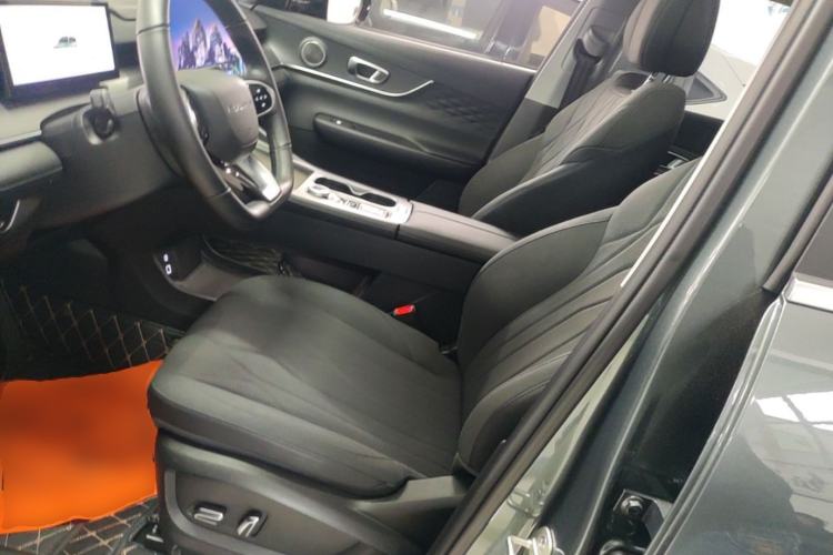 Used Chery Fengyun T8 2025 1.5T 130 km Comfort Edition 5-Seater Left Front Seat