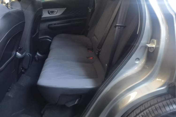 Used Chery Fengyun T8 2025 1.5T 130 km Luxury Edition 5-Seater Left Rear Seat