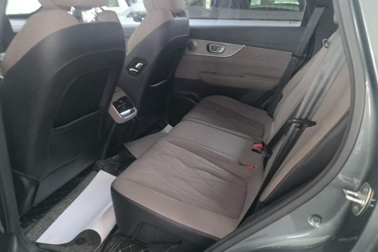 Used Chery Fengyun T8 2025 1.5T 130km Deluxe Version 5 Seats Left Rear Seat