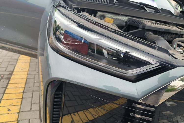 Used Chery Fengyun T8 2025 1.5T 130 km Luxury Edition 5-Seater Right Front Headlight
