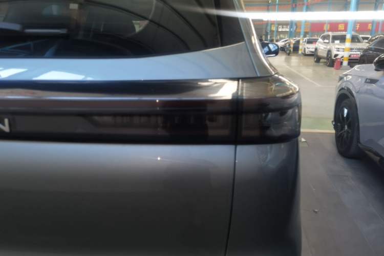 Used Chery Fengyun T8 2025 1.5T 130 km Luxury Edition 5-Seater Right Rear Taillight
