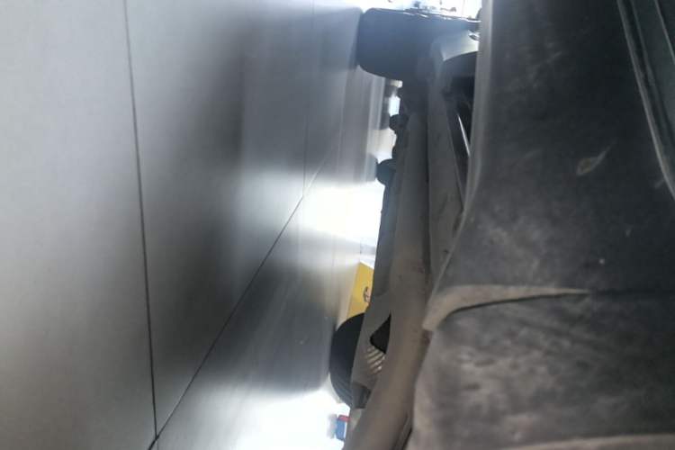 Used Chery Fengyun T8 2025 1.5T 130km Deluxe Version 5 Seats Right Side Sill