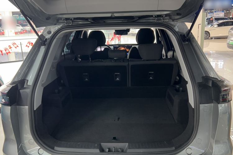 Used Chery Fengyun T8 2025 1.5T 130 km Comfort Edition 5-Seater Trunk